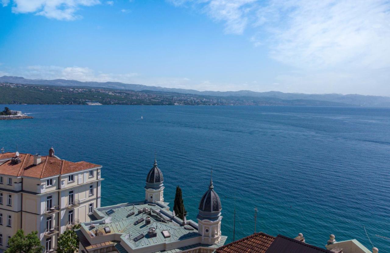 Penthouse At Villa Mascagni Opatija Extérieur photo